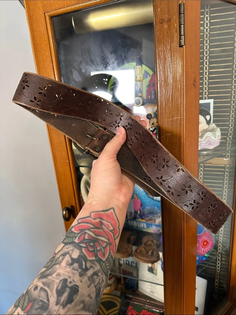 Women’s brown leather belt size large